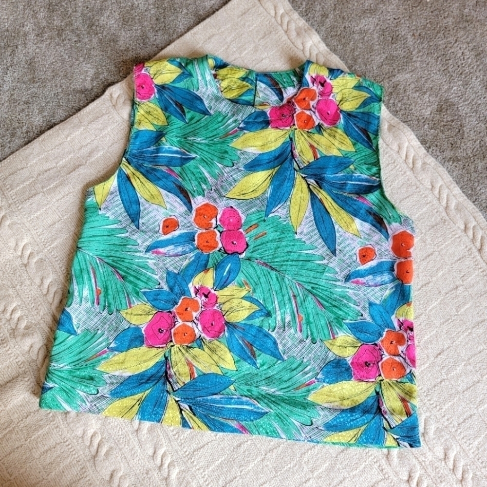 Vintage Tropical Floral Satin Blouse size Small/Medium 10